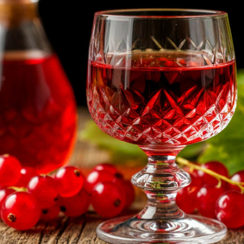 Черная и красная: простой рецепт вкуснейшей настойки на смородине